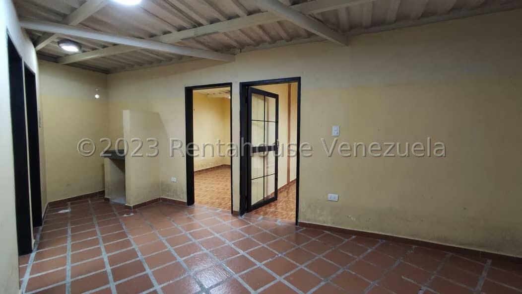 Comercial (Consultorio Medico) en Alquiler en Valle Hondo, Lara - 6