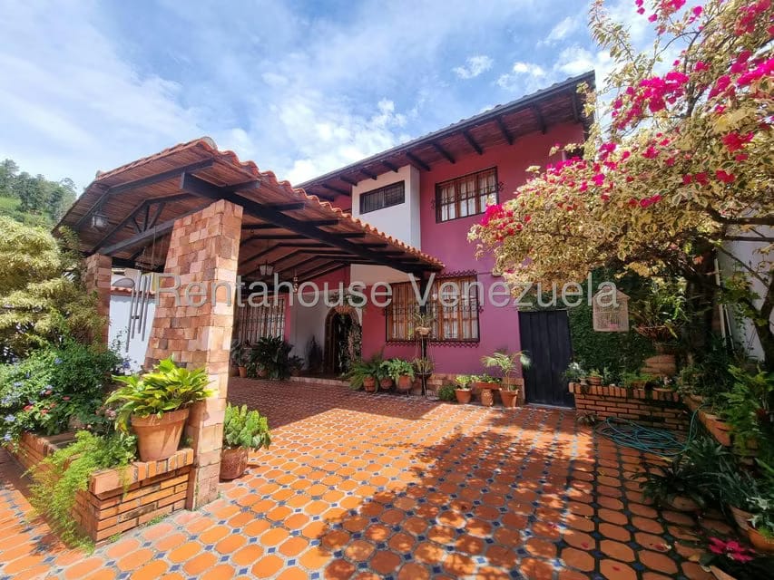 Casa (Multipes Niveles) en Venta en La Pedregosa, Merida