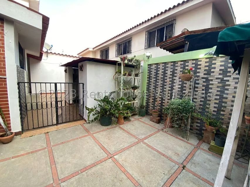 Casa (Duplex) en Venta en Santa Elena, Lara - 53