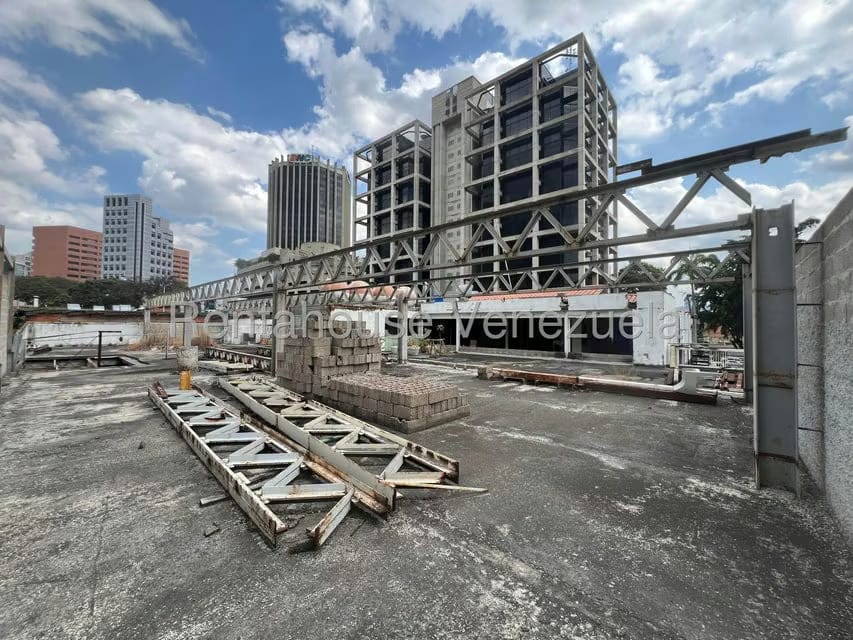 Terreno (Comercial) en Venta en La Castellana, Distrito Metropolitano - 16
