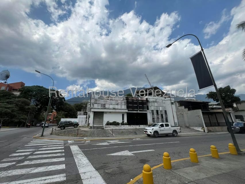 Terreno (Comercial) en Venta en La Castellana, Distrito Metropolitano - 10