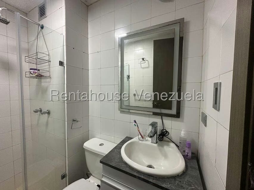 Apartamento (1 Nivel) en Alquiler en El Encantado, Distrito Metropolitano - 20