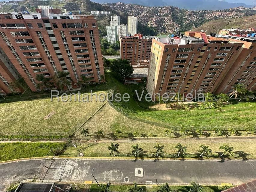 Apartamento (1 Nivel) en Alquiler en El Encantado, Distrito Metropolitano - 23