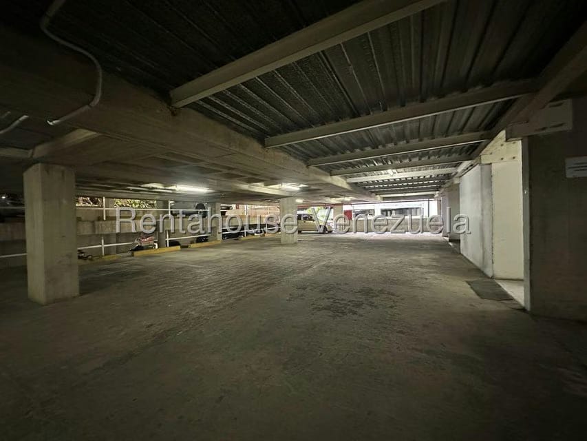 Apartamento (1 Nivel) en Alquiler en El Encantado, Distrito Metropolitano - 35