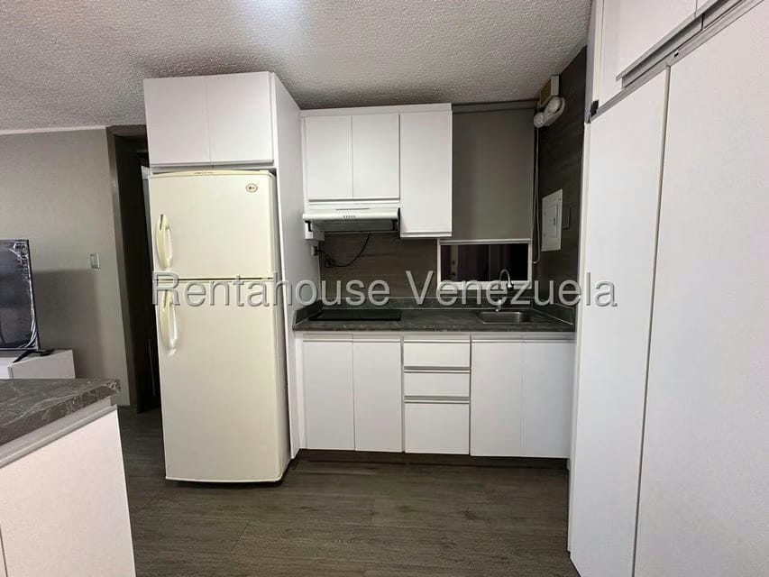 Apartamento (1 Nivel) en Alquiler en El Encantado, Distrito Metropolitano - 5