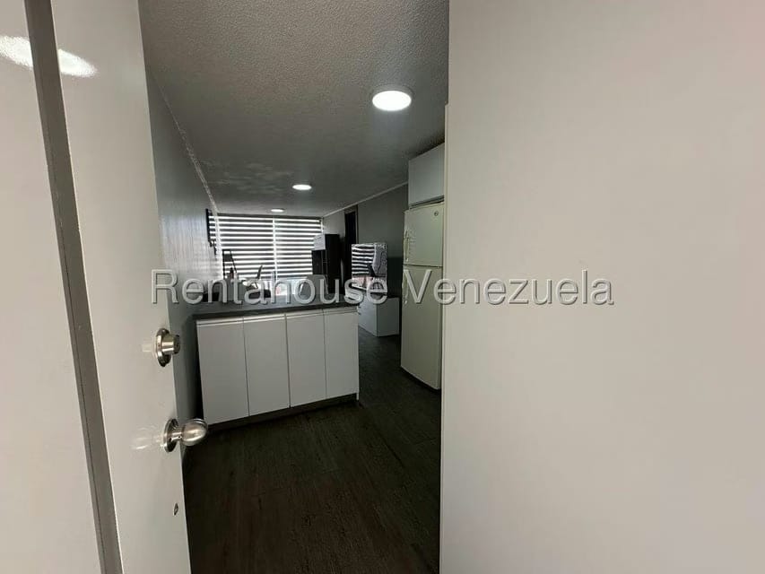 Apartamento (1 Nivel) en Alquiler en El Encantado, Distrito Metropolitano - 10
