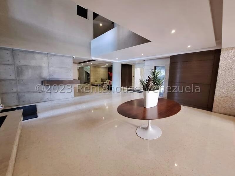 Apartamento (1 Nivel) en Venta en Terrazas del Country, Carabobo - 26