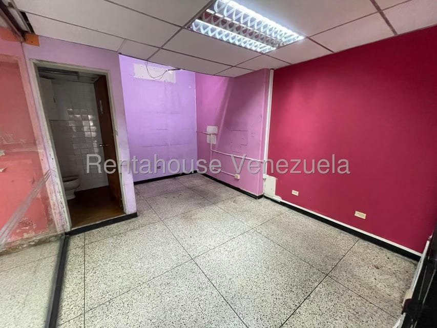 Comercial (Local Comercial) en Alquiler en Centro, Lara - 4