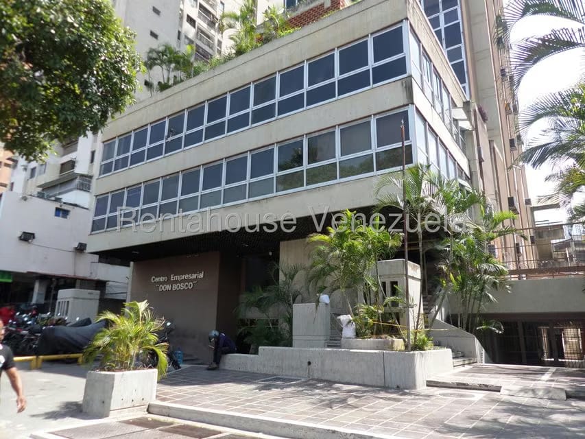Comercial (Oficina) en Alquiler en Los Cortijos de Lourdes, Distrito Metropolitano - 19