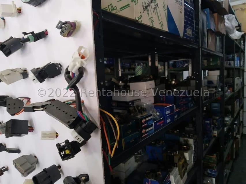 Negocios y Empresas (Automotores) en Venta en Zona Centro, Aragua - 12