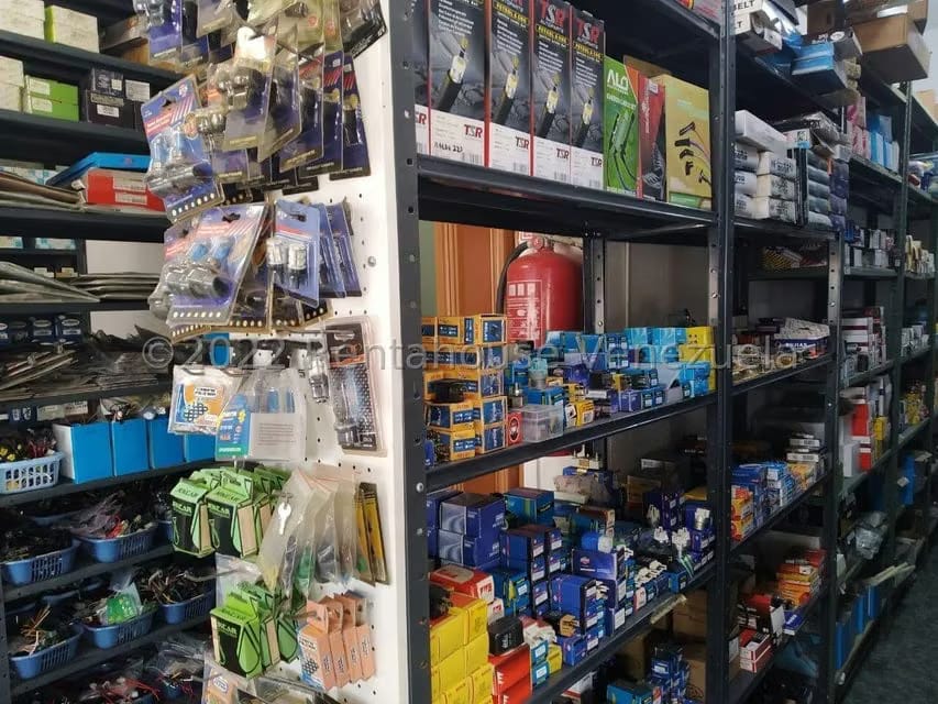 Negocios y Empresas (Automotores) en Venta en Zona Centro, Aragua - 9