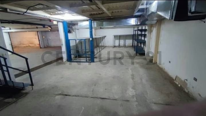 Venta Local Comercial - 18