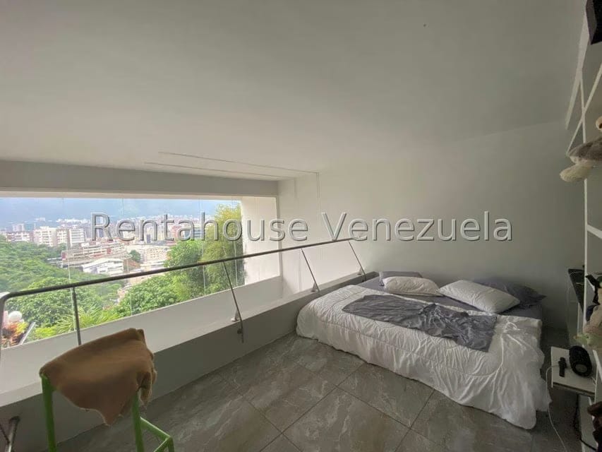Apartamento (Duplex) en Alquiler en Chulavista, Distrito Metropolitano - 16