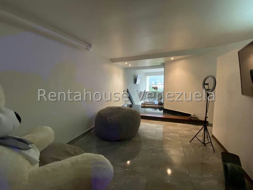 Apartamento (Duplex) en Alquiler en Chulavista, Distrito Metropolitano - 23