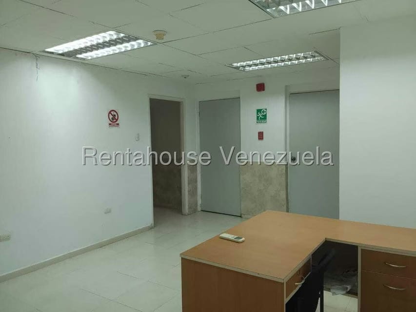 Casa (Duplex) en Venta en San Bernardino, Distrito Metropolitano - 11