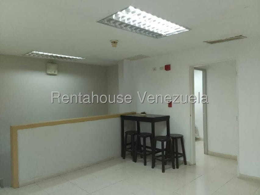 Casa (Duplex) en Venta en San Bernardino, Distrito Metropolitano - 12