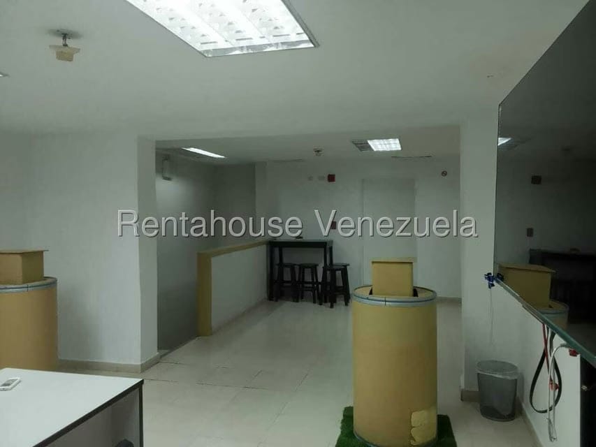 Casa (Duplex) en Venta en San Bernardino, Distrito Metropolitano - 15