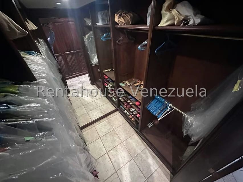 Apartamento (1 Nivel) en Venta en Los Naranjos del Cafetal, Distrito Metropolitano - 34