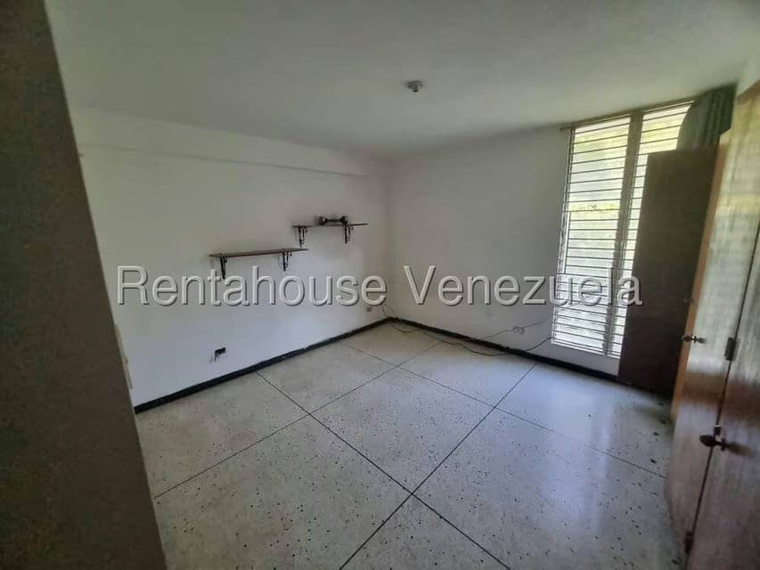 Casa (Multipes Niveles) en Venta en El Marques, Distrito Metropolitano - 18