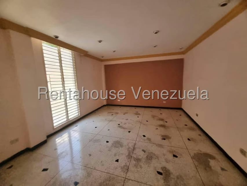 Casa (Multipes Niveles) en Venta en El Marques, Distrito Metropolitano - 3