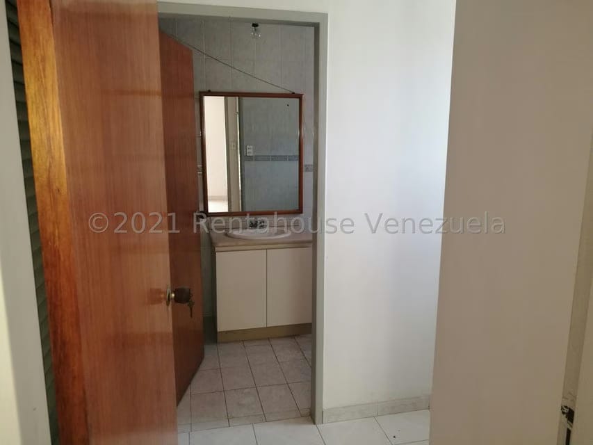 Casa (Multipes Niveles) en Venta en El Marques, Distrito Metropolitano - 51