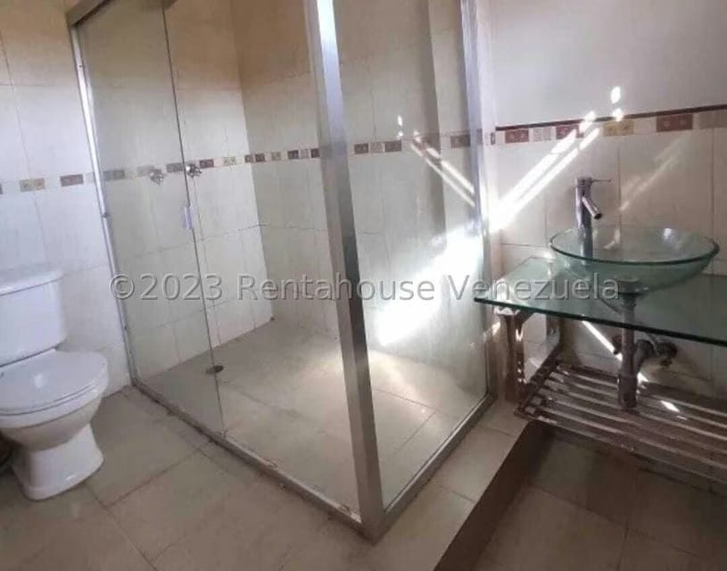 Apartamento (1 Nivel) en Alquiler en Valle Frio, Zulia - 38