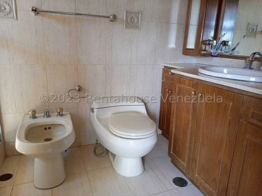 Apartamento (1 Nivel) en Alquiler en Valle Frio, Zulia - 39
