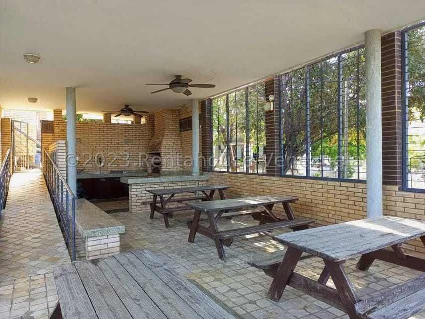 Apartamento (1 Nivel) en Alquiler en Valle Frio, Zulia - 6