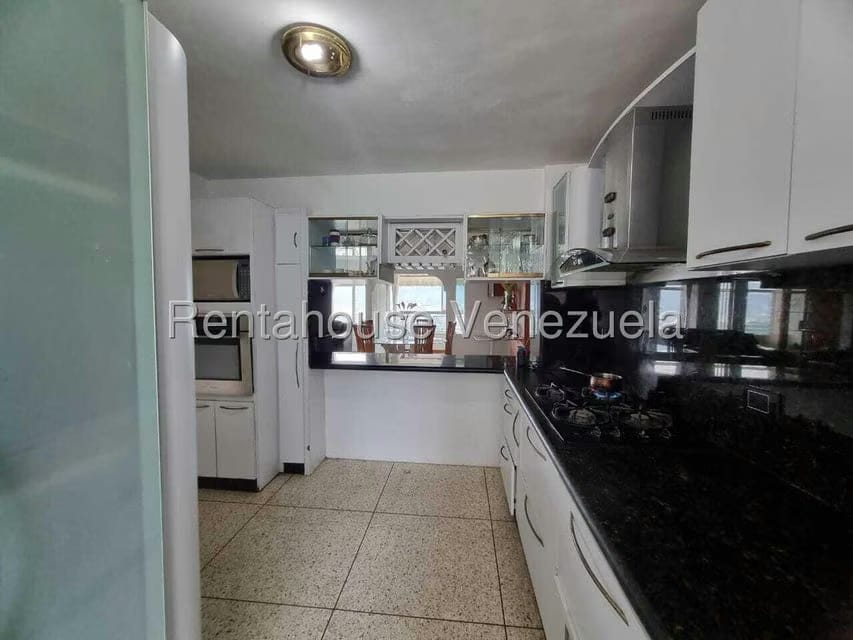 Apartamento (1 Nivel) en Venta en Colinas de Santa Monica, Distrito Metropolitano - 15