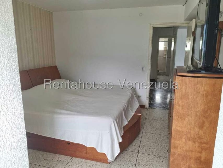 Apartamento (1 Nivel) en Venta en Colinas de Santa Monica, Distrito Metropolitano - 21