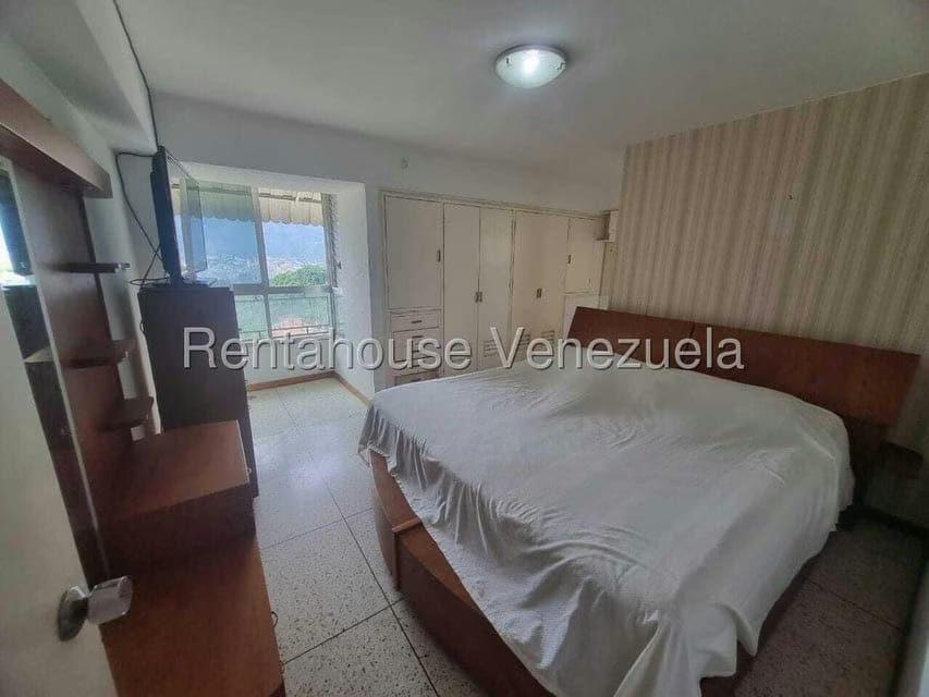 Apartamento (1 Nivel) en Venta en Colinas de Santa Monica, Distrito Metropolitano - 24