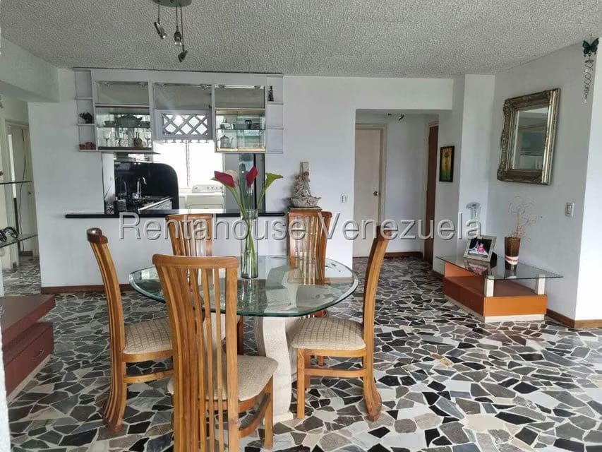 Apartamento (1 Nivel) en Venta en Colinas de Santa Monica, Distrito Metropolitano - 4
