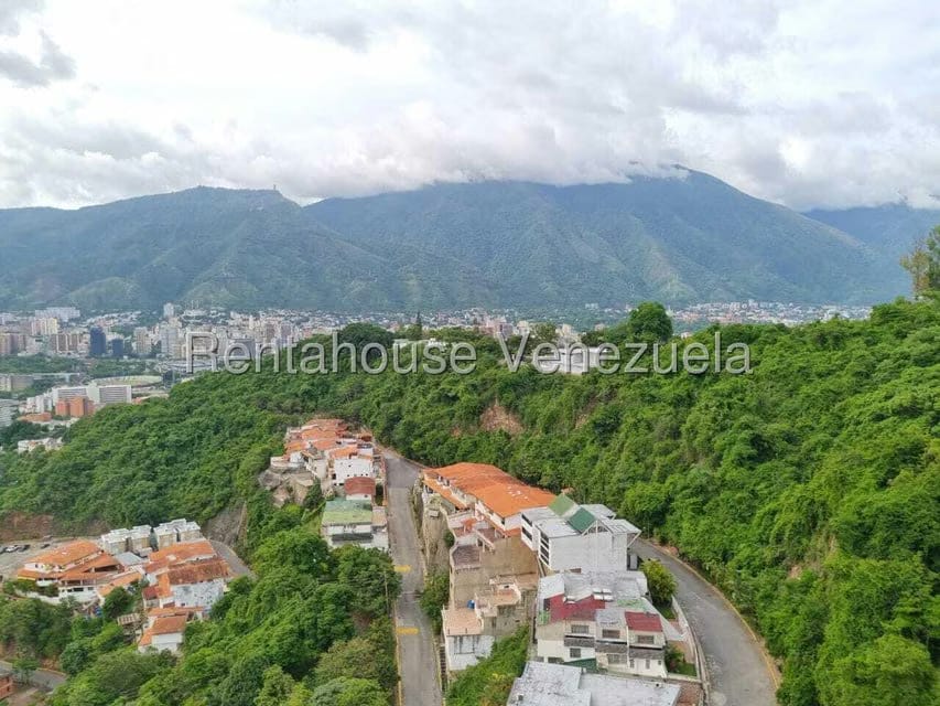 Apartamento (1 Nivel) en Venta en Colinas de Santa Monica, Distrito Metropolitano - 40