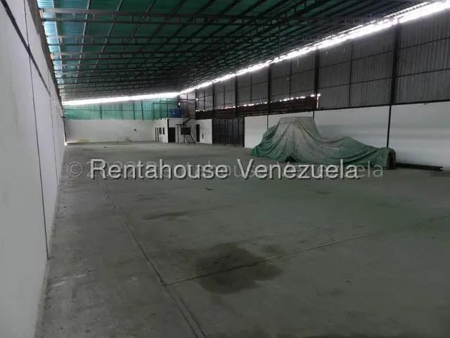 Comercial (Galpon - Deposito) en Alquiler en Alto Grande, Miranda - 9
