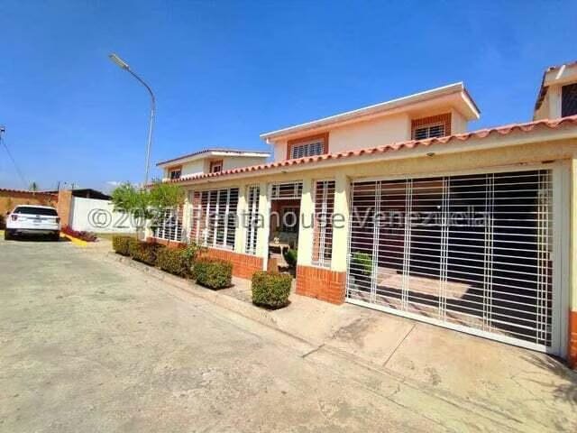 Townhouse (Duplex) en Venta en Los Girasoles, Aragua - 68