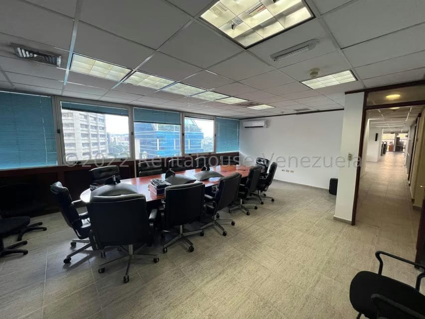 Comercial (Oficina) en Venta en Los Palos Grandes, Distrito Metropolitano - 10
