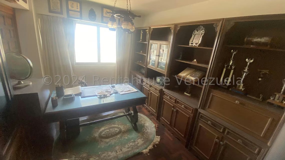 Apartamento (1 Nivel) en Venta en Colinas de Santa Monica, Distrito Metropolitano - 18