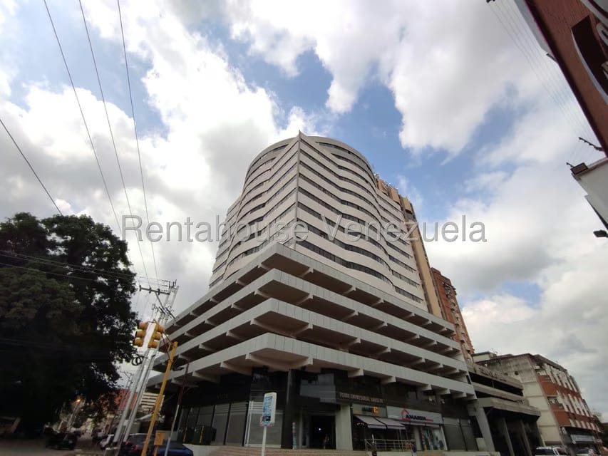 Comercial (Local Comercial) en Venta en Avenida 19 de Abril, Aragua - 21