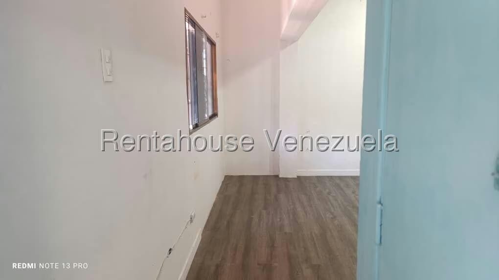 Comercial (Local Comercial) en Alquiler en Colinas de Bello Monte, Distrito Metropolitano - 4