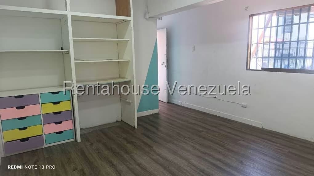Comercial (Local Comercial) en Alquiler en Colinas de Bello Monte, Distrito Metropolitano - 5