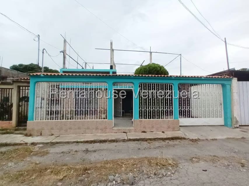 Casa (Duplex) en Venta en Zona Oeste, Lara