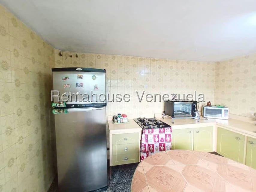 Casa (Duplex) en Venta en Zona Oeste, Lara - 12