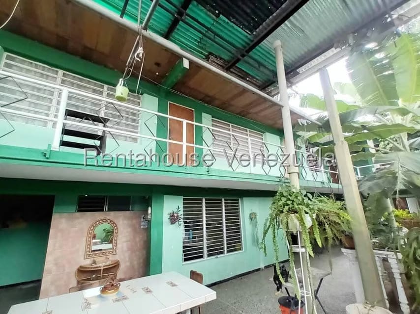 Casa (Duplex) en Venta en Zona Oeste, Lara - 4