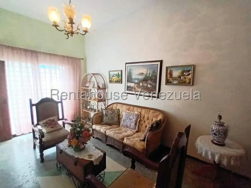 Casa (Duplex) en Venta en Zona Oeste, Lara - 9