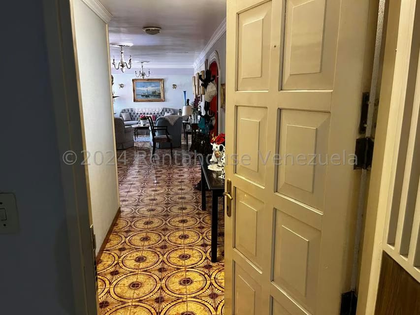 Apartamento (Penthouse) en Venta en Pomarosa, Miranda - 3