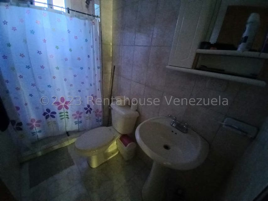 Casa (1 Nivel) en Venta en Villa Contemporanea, Portuguesa - 10