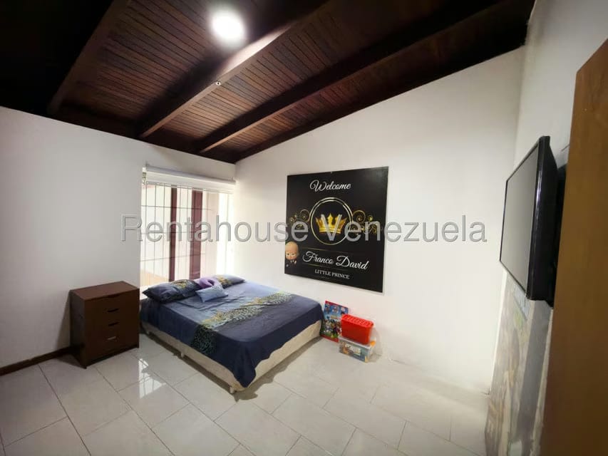 Casa (Multipes Niveles) en Venta en Cumbres de Curumo, Distrito Metropolitano - 27