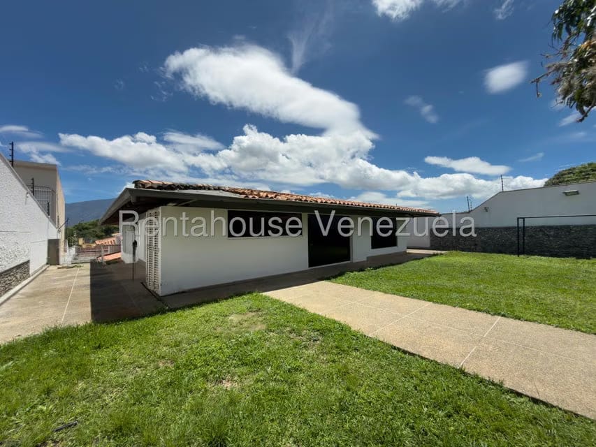 Casa (Multipes Niveles) en Venta en Cumbres de Curumo, Distrito Metropolitano - 46