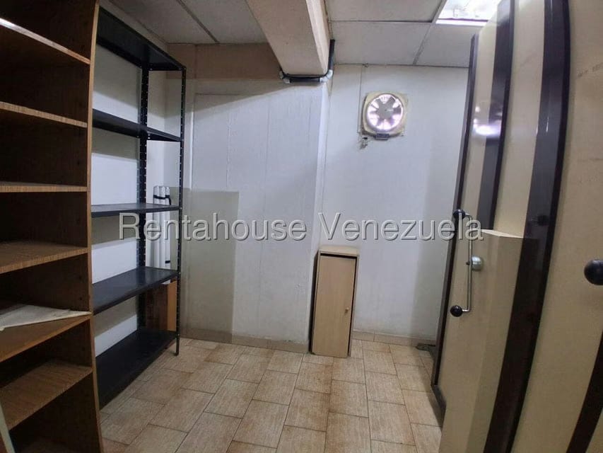 Comercial (Oficina) en Alquiler en Centro, Lara - 12