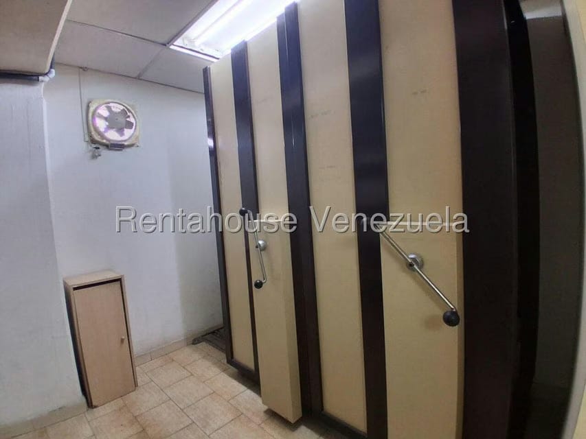 Comercial (Oficina) en Alquiler en Centro, Lara - 13